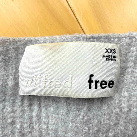 Wilfred Free Sweater Size XXS - Picture 6 of 7